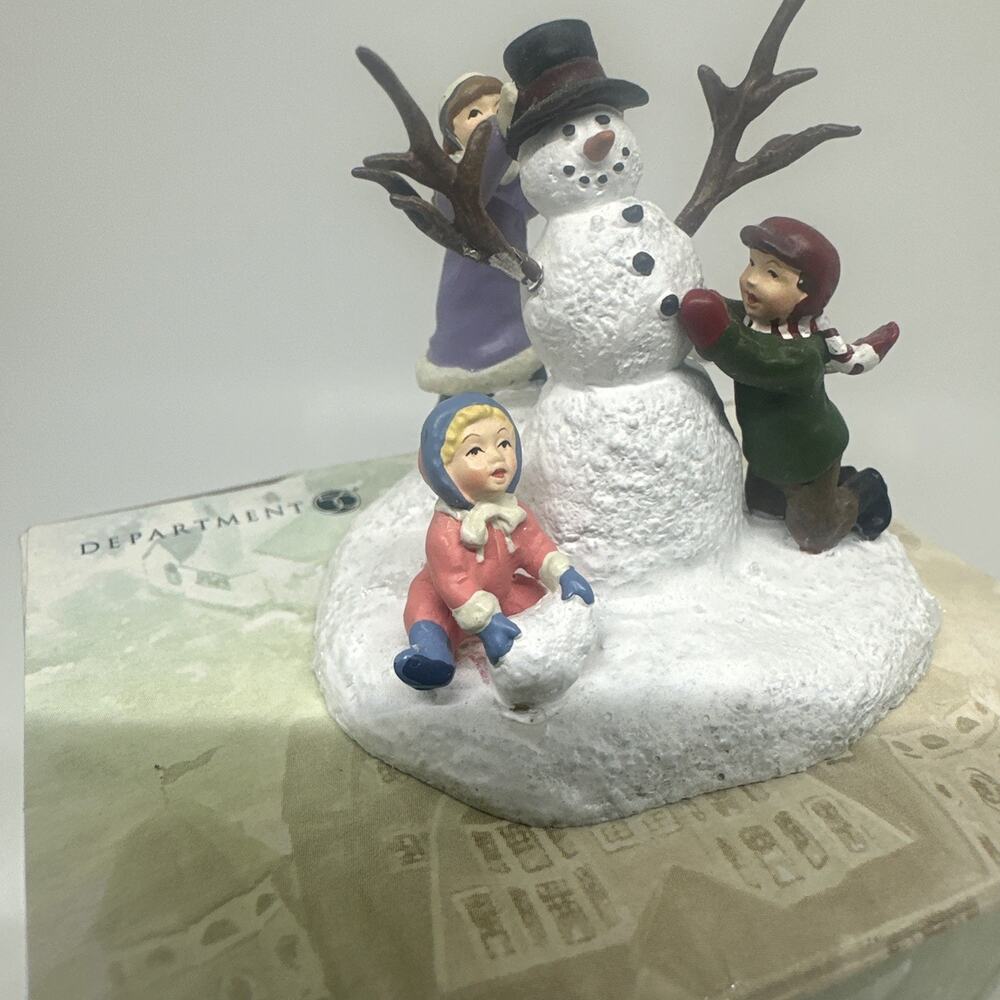 Department 56 Seasons Bay The First Snow Christmas Village #53426